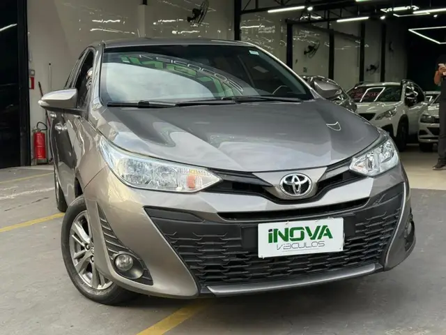 Carro Toyota Yaris 2020 1.3 XL Plus Tech CVT (Flex)