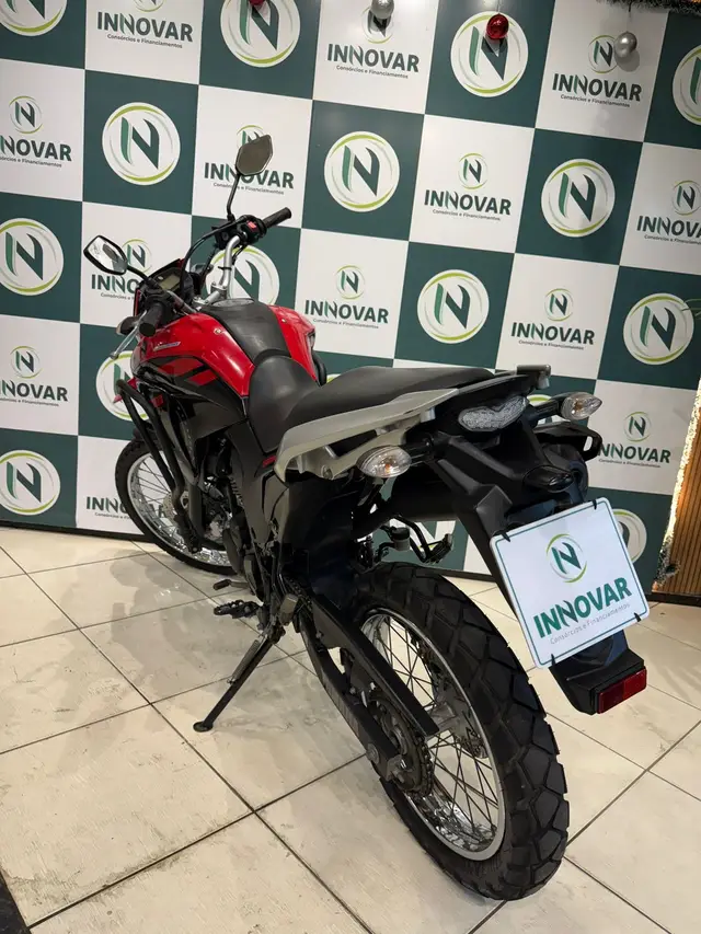 Moto Yamaha XTZ 250 Lander 2023 ABS