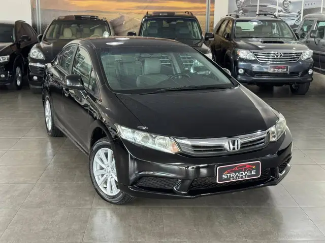 Carro Honda Civic 2014 New  LXS 1.8 16V i-VTEC (Flex)