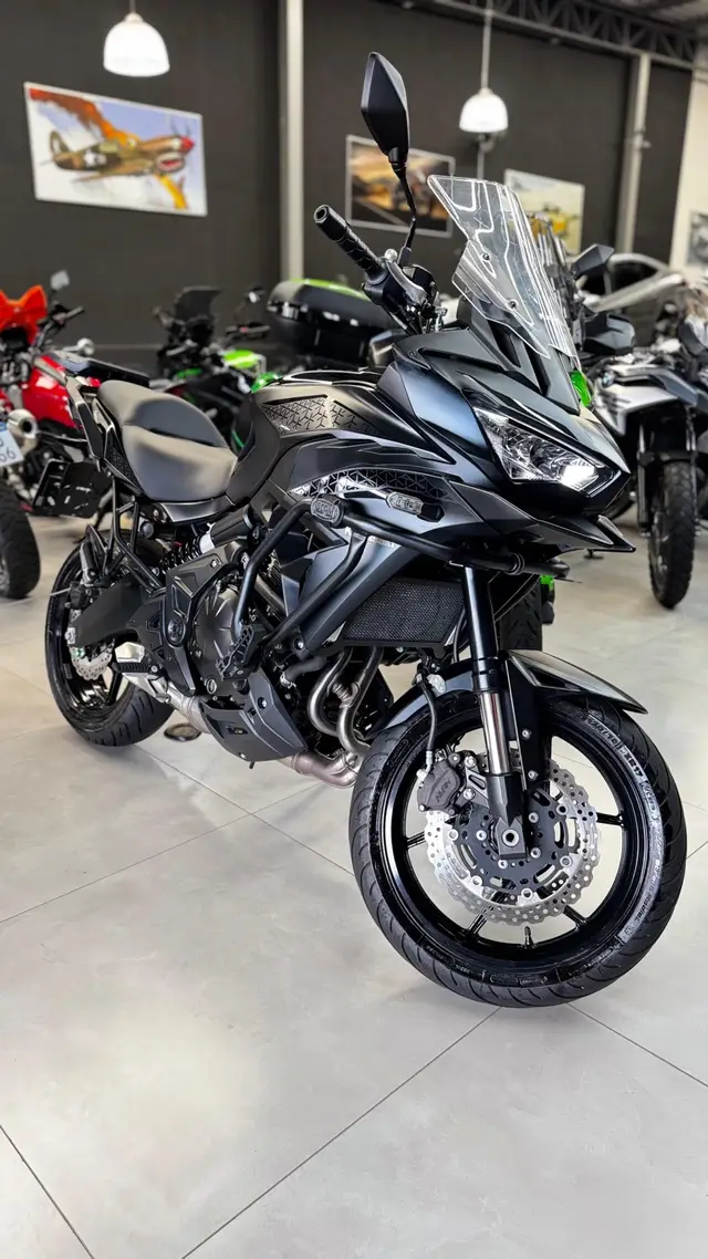 Moto Kawasaki Versys 2023 650 (ABS)