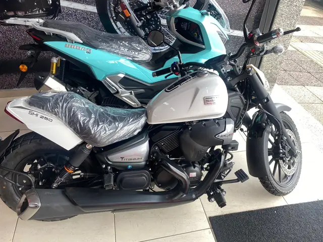 Moto Shineray Titanium 250 2026 EFI