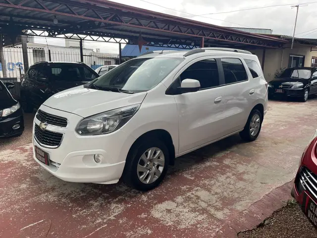 Carro Chevrolet Spin 2015 LTZ 7S 1.8 (Flex) (Aut)