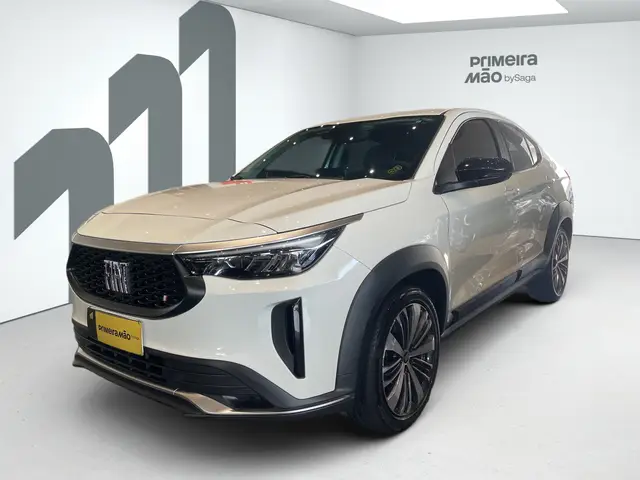 Carro Fiat Fastback 2025 Audace T200 Hybrid