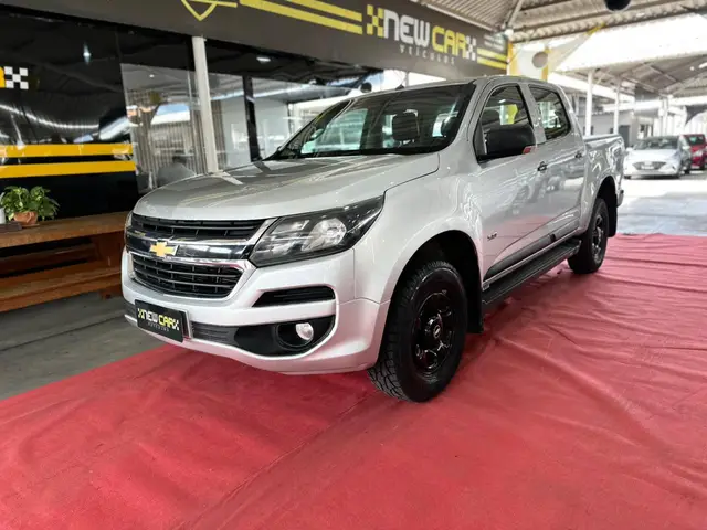 Carro Chevrolet S10 Cabine Dupla 2018 S10 2.8 CTDI LS 4WD (Cabine Dupla)
