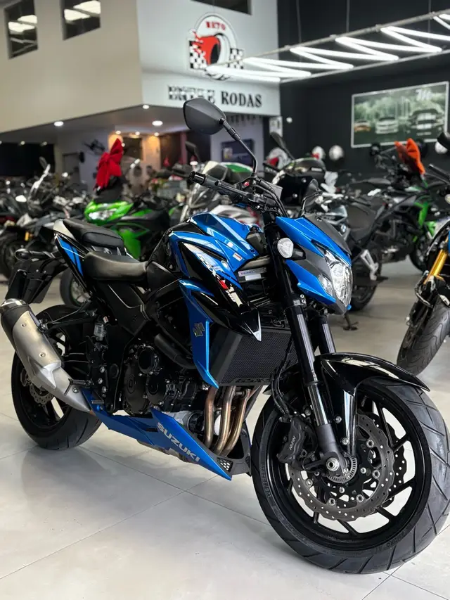 Moto Suzuki GSX-S 750 2019 750