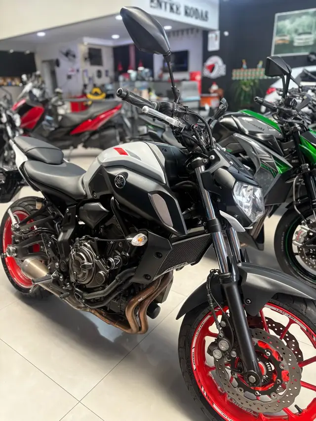 Moto Yamaha MT-07 2020 ABS