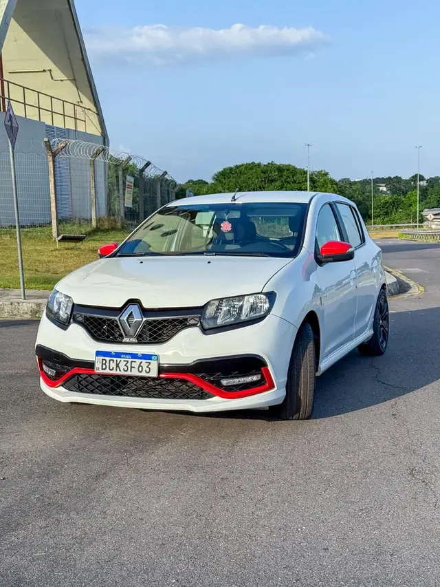 Carro Renault Sandero 2018 RS 2.0 16V (Flex)