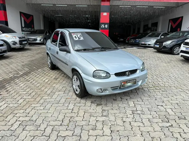 Carro Chevrolet Classic 2005 Corsa Sedan  Life 1.0 VHC