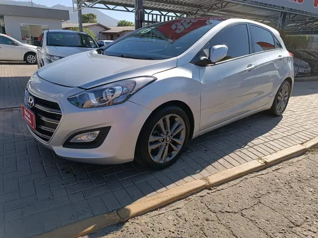 Carro Hyundai i30 2016 I30 1.8 16V MPI (Básico+Teto)