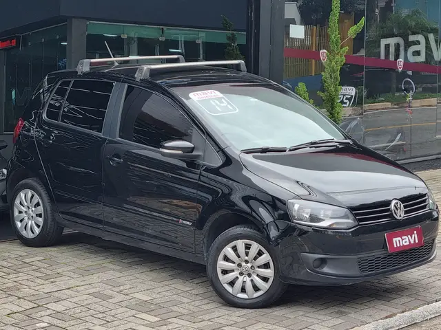 Carro Volkswagen Fox 2014 1.6 VHT (Flex)