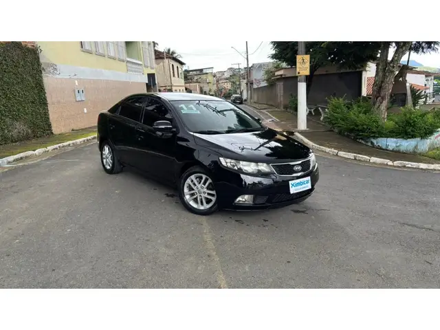Carro Kia Cerato 2011 1.6 16V