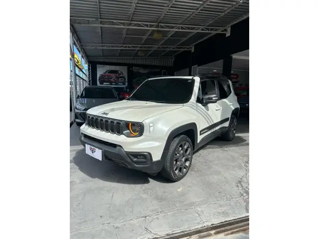 Carro Jeep Renegade 2023 Série S T270 1.3 Turbo 4x4 (com Teto Solar)