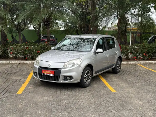 Carro Renault Sandero 2013 Privilege 1.6 16V (Flex)(aut)