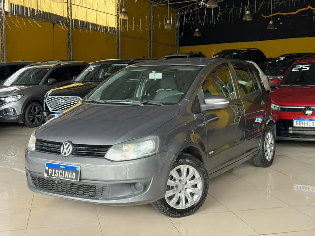 Carro Volkswagen Fox 2012 1.0 VHT (Flex) 4p
