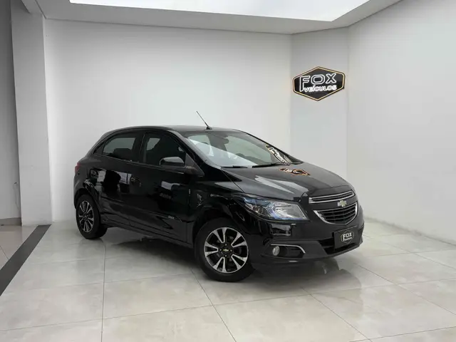 Carro Chevrolet Onix 2015 1.4 LTZ SPE/4 (Aut)