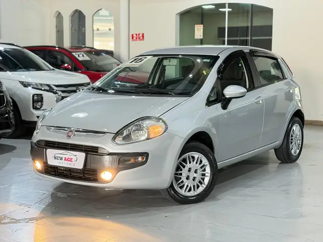 Carro Fiat Punto 2016 Essence 1.6 16V (Flex)