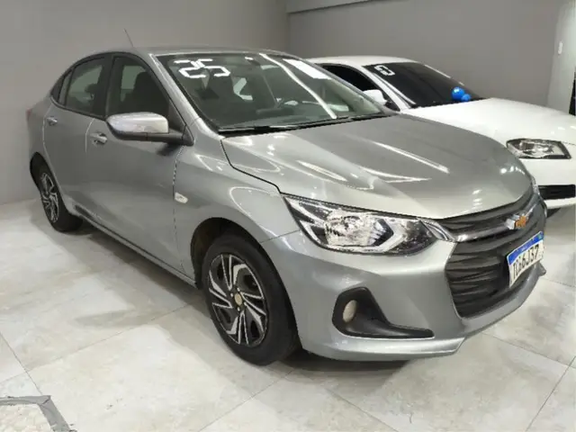 Carro Chevrolet Onix Plus 2025 LT 1.0
