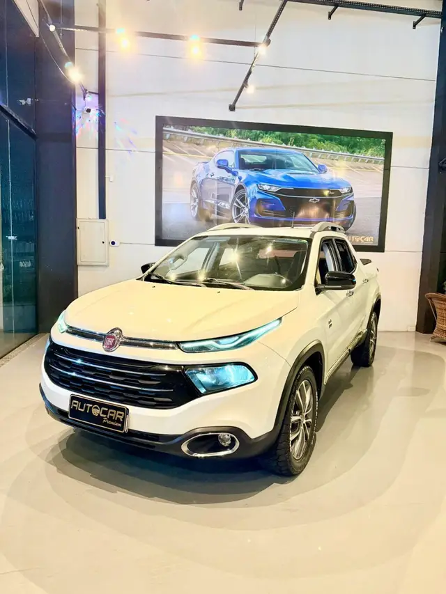 Carro Fiat Toro 2019 Volcano 2.4 AT9 4x2 (Flex)