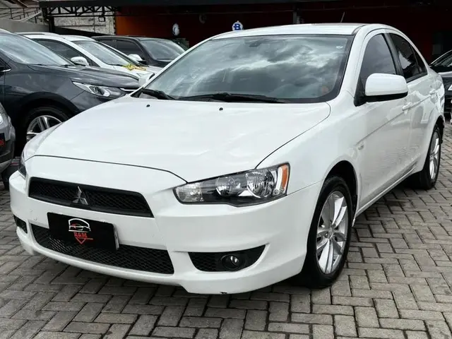 Carro Mitsubishi Lancer 2017 2.0 16V