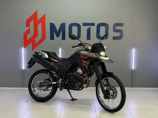 Moto Yamaha XTZ 250 Lander 2025 Connected