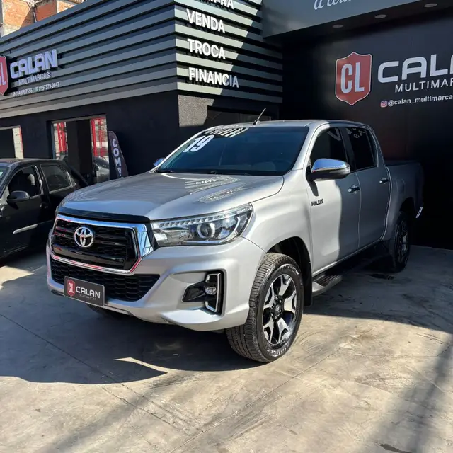 Carro Toyota Hilux Cabine Dupla 2019 Hilux 2.8 TDI CD SR 4x4 (Aut)