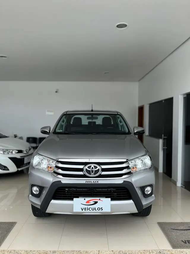 Carro Toyota Hilux Cabine Dupla 2018 Hilux 2.8 TDI SRV CD 4x4 (Aut)