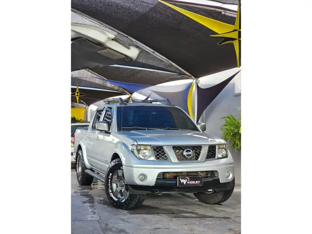 Carro Nissan Frontier 2012 LE Attack 2.5 4X4 (Cab.Dupla) (aut)