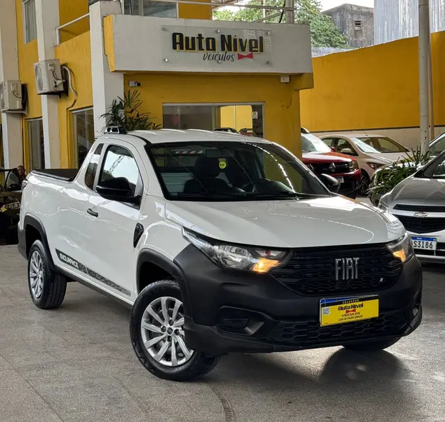 Carro Fiat Strada 2023 Endurance 1.4 Cabine Plus (Flex)