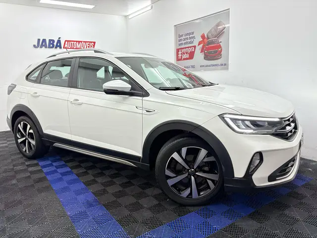 Carro Volkswagen Nivus 2024 Highline 200 TSI