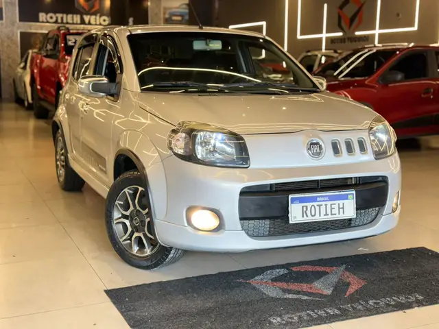 Carro Fiat Uno 2014 Sporting 1.4 8V (Flex) 4p