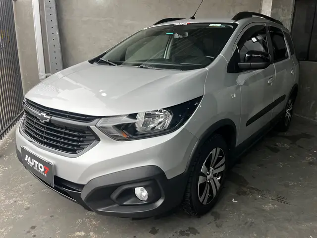 Carro Chevrolet Spin 2023 Activ 1.8 (Aut.)