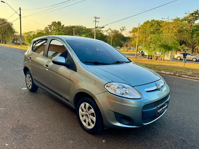 Carro Fiat Palio 2016 Attractive 1.0 Evo (Flex)