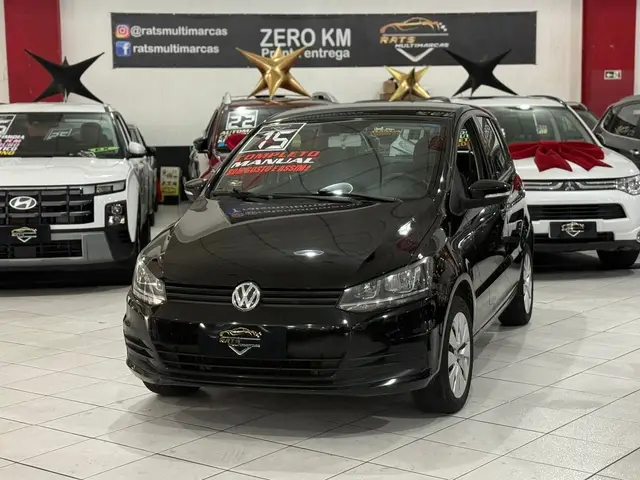 Carro Volkswagen Fox 2015 Trendline 1.0 TEC (Flex)