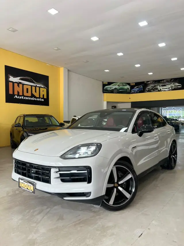 Carro Porsche Cayenne Coupé 2024 3.0 V6 462cv (Híbrido)
