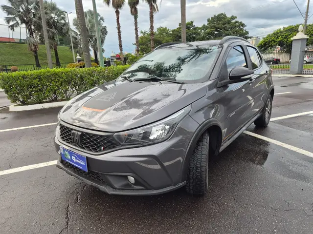 Carro Fiat Argo 2023 Trekking 1.3 (Aut.)