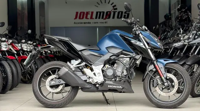 Moto Honda CB 300F Twister 2025 (ABS)