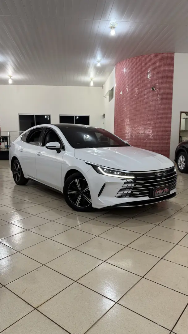 Carro BYD King 2025 DM-i GL