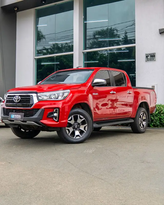 Carro Toyota Hilux Cabine Dupla 2019 Hilux 2.8 TDI SRX CD 4x4 (Aut)