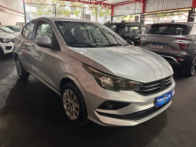 Carro Fiat Cronos 2024 Drive 1.3