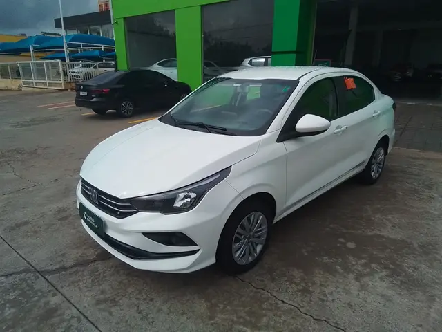 Carro Fiat Cronos 2024 Drive 1.3