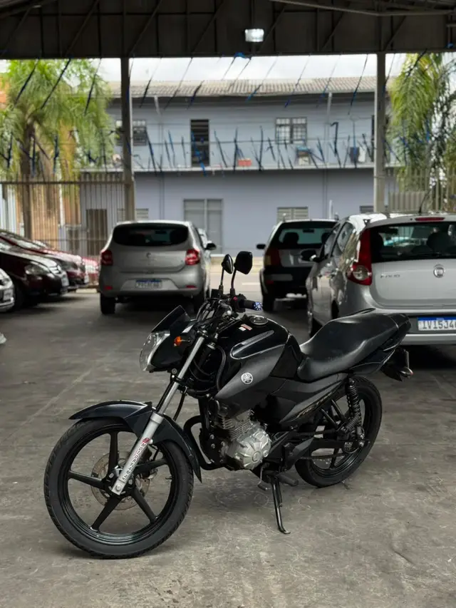 Moto Yamaha YBR 125i Factor 2024 UBS