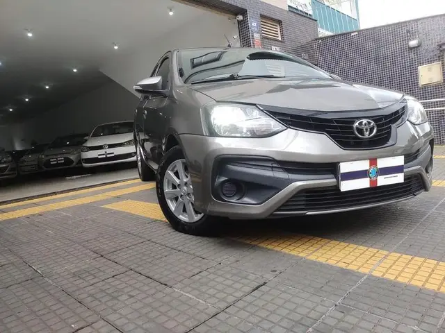 Carro Toyota Etios Sedan 2020 X Plus 1.5 (Aut) (Flex)