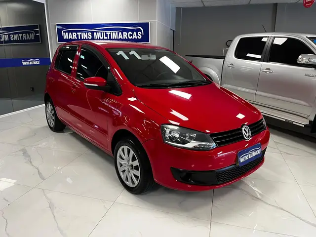 Carro Volkswagen Fox 2011 1.0 8V (Flex) 4p