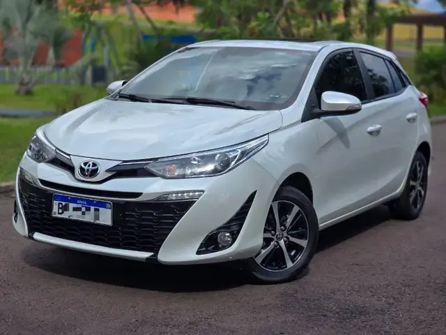 Carro Toyota Yaris 2022 1.5 XLS Connect CVT (Flex)