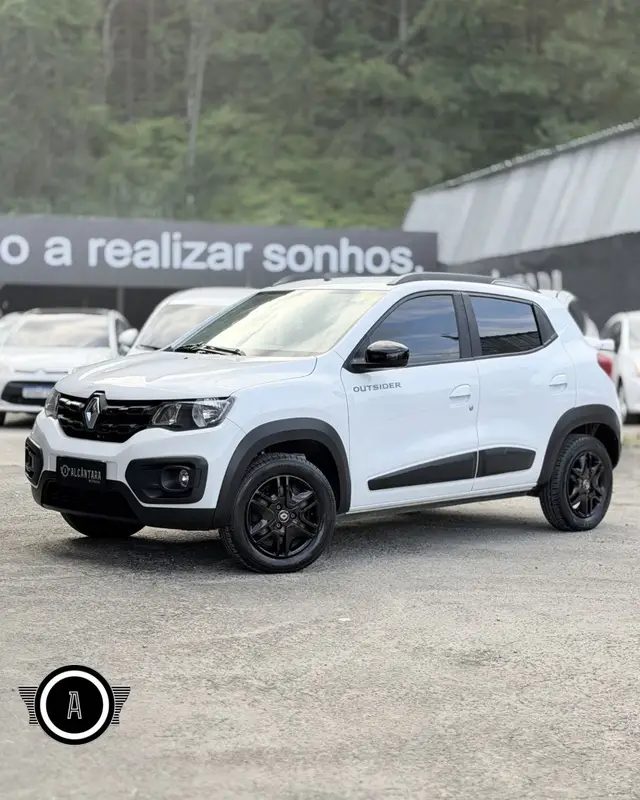 Carro Renault Kwid 2021 Outsider 1.0 12v SCe (Flex)