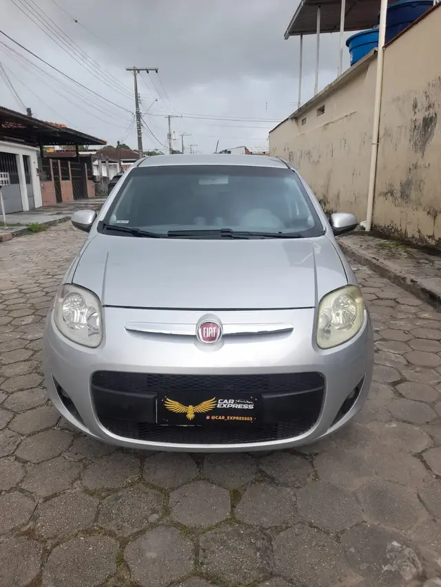 Carro Fiat Palio 2016 Attractive 1.0 Evo (Flex)