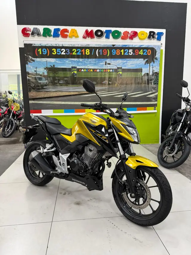 Moto Honda CB 300F Twister 2023 (ABS)