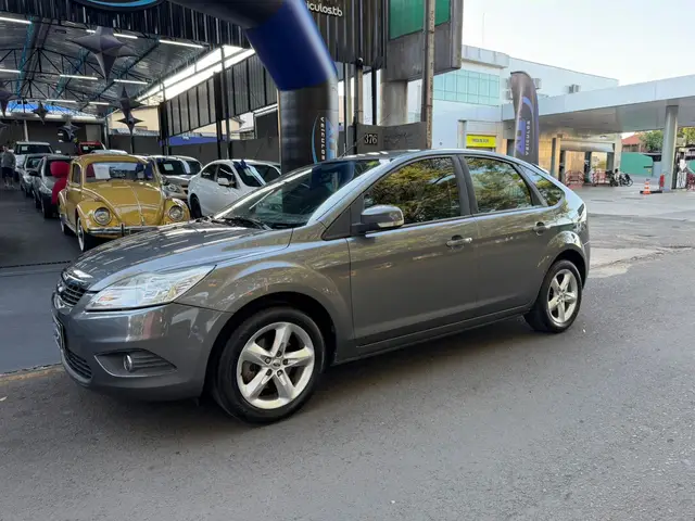 Carro Ford Focus Hatch 2011 GLX 1.6 8V (Flex)