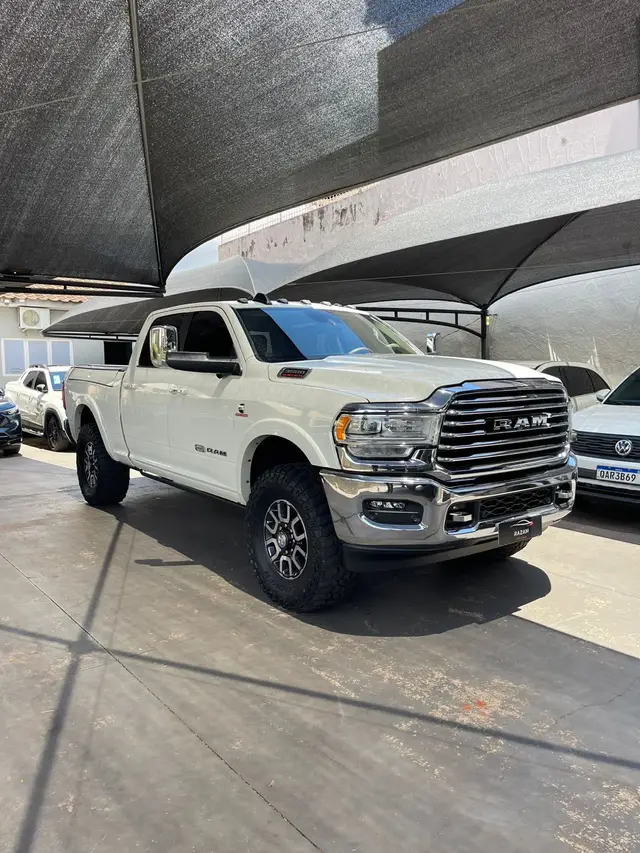 Carro Ram 3500 2022 Limited Longhorn 6.7