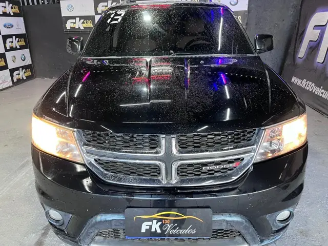 Carro Dodge Journey 2013 SXT 3.6 (aut)